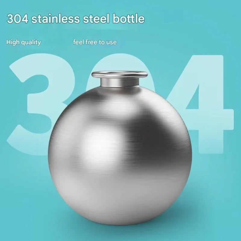 Removable and portable silicone bowl dog water bottle 285ml leak-proof design, with hanging accessory suitable for outdoor use